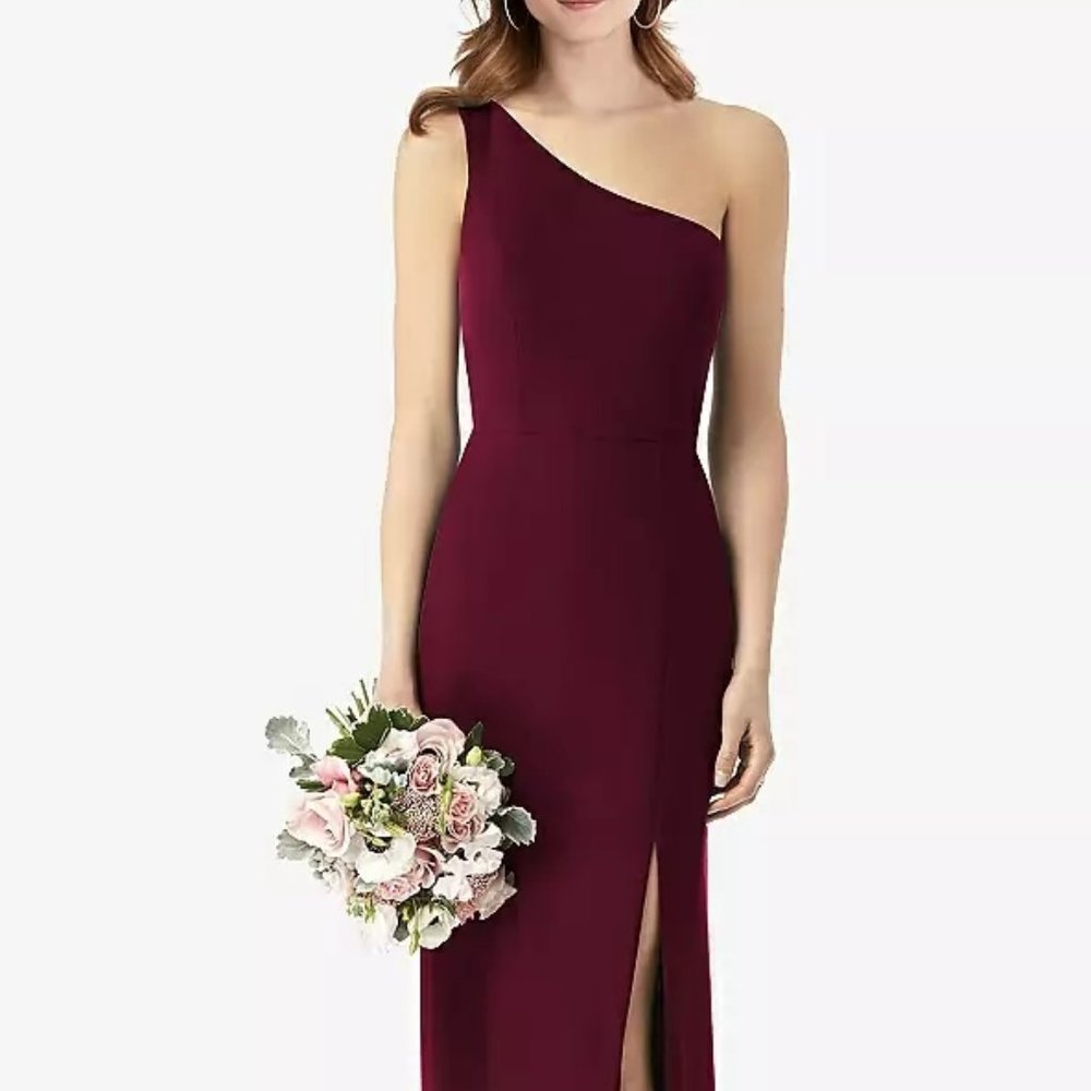 One-Shoulder Crepe Trumpet Gown with front slit...TH087....Cabernet....Size 8